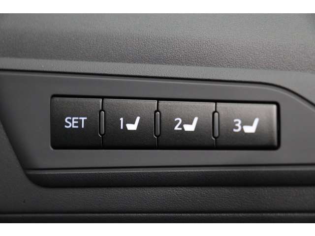 トヨタ アルファード ２．５ Ｓ Ｃパッケージ R5年 (東海) 99