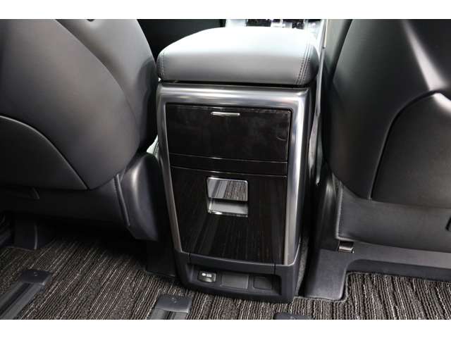 トヨタ アルファード ２．５ Ｓ Ｃパッケージ R5年 (東海) 99