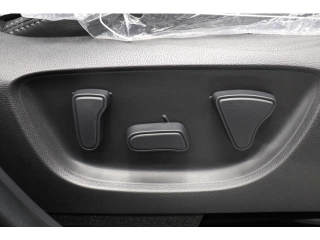 トヨタ ヤリスクロス　ハイブリッド １．５ ハイブリッド Ｚ R6年 (東海) 99