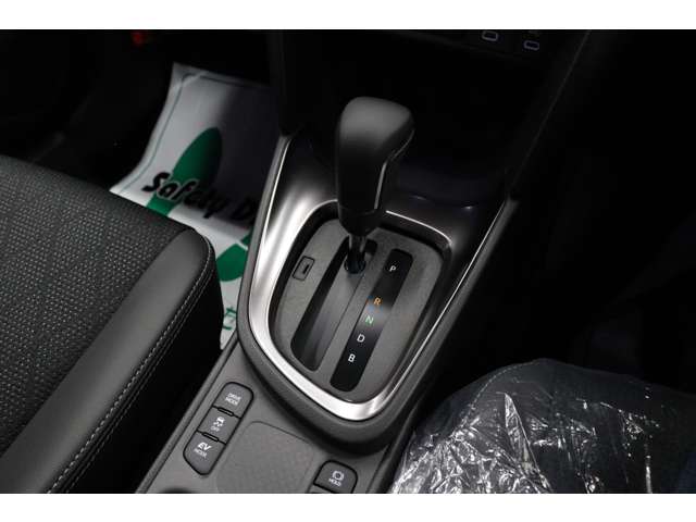 トヨタ ヤリスクロス　ハイブリッド １．５ ハイブリッド Ｚ R6年 (東海) 99