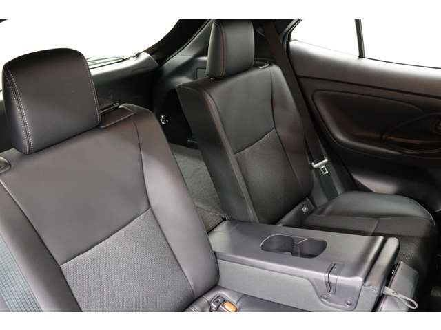 トヨタ ヤリスクロス　ハイブリッド １．５ ハイブリッド Ｚ R6年 (東海) 99