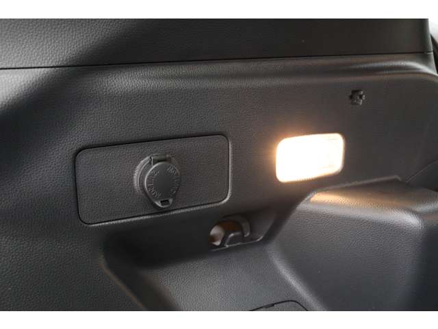 トヨタ ヤリスクロス　ハイブリッド １．５ ハイブリッド Ｚ R6年 (東海) 99