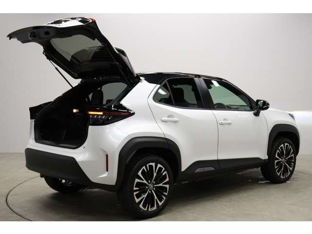 トヨタ ヤリスクロス　ハイブリッド １．５ ハイブリッド Ｚ R6年 (東海) 99