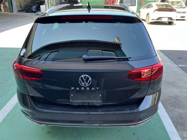 フォルクスワーゲン パサートヴァリアント ＴＳＩ　エレガンス　アドバンス R4年 (東海) 99