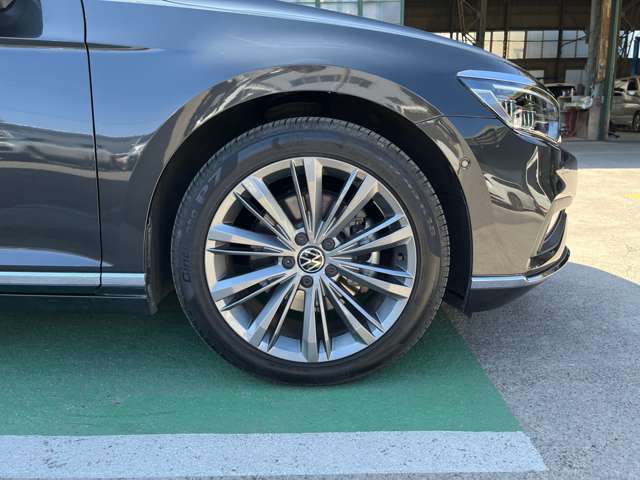 フォルクスワーゲン パサートヴァリアント ＴＳＩ　エレガンス　アドバンス R4年 (東海) 99