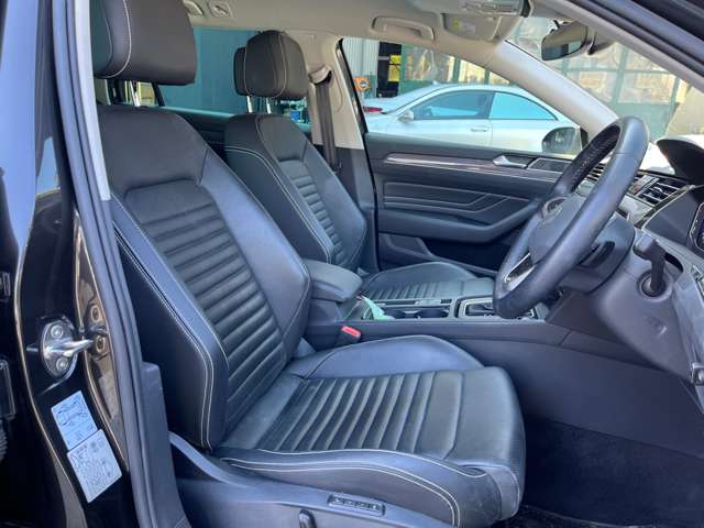 フォルクスワーゲン パサートヴァリアント ＴＳＩ　エレガンス　アドバンス R4年 (東海) 99