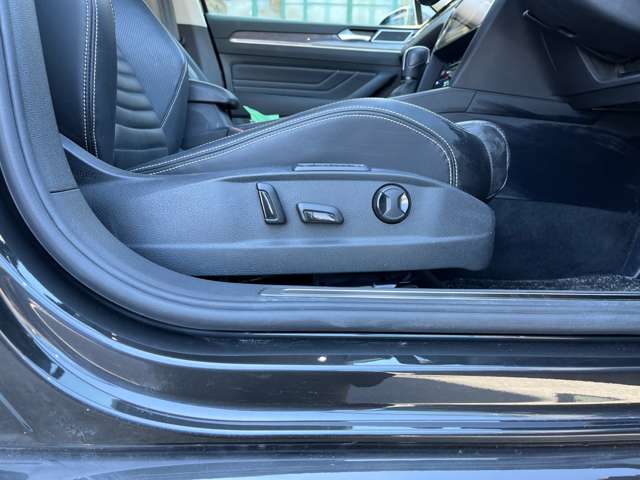 フォルクスワーゲン パサートヴァリアント ＴＳＩ　エレガンス　アドバンス R4年 (東海) 99