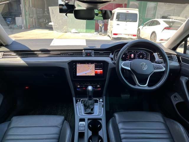 フォルクスワーゲン パサートヴァリアント ＴＳＩ　エレガンス　アドバンス R4年 (東海) 99