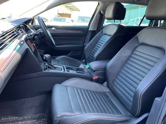 フォルクスワーゲン パサートヴァリアント ＴＳＩ　エレガンス　アドバンス R4年 (東海) 99