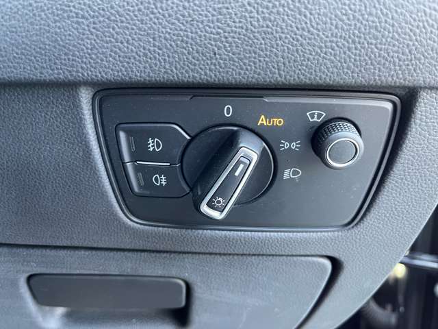 フォルクスワーゲン パサートヴァリアント ＴＳＩ　エレガンス　アドバンス R4年 (東海) 99