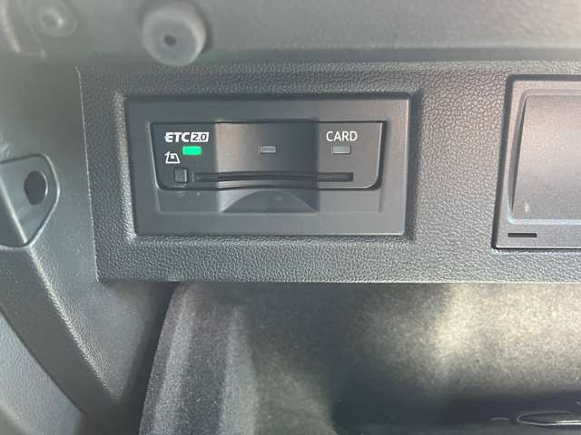 フォルクスワーゲン パサートヴァリアント ＴＳＩ　エレガンス　アドバンス R4年 (東海) 99