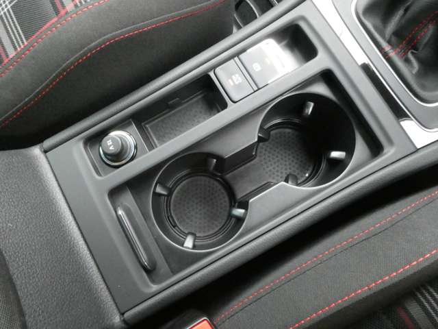 フォルクスワーゲン ゴルフ ＧＴＩ H30年 (関東) 99