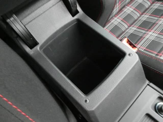 フォルクスワーゲン ゴルフ ＧＴＩ H30年 (関東) 99