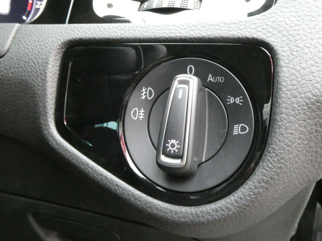 フォルクスワーゲン ゴルフ ＧＴＩ H30年 (関東) 99