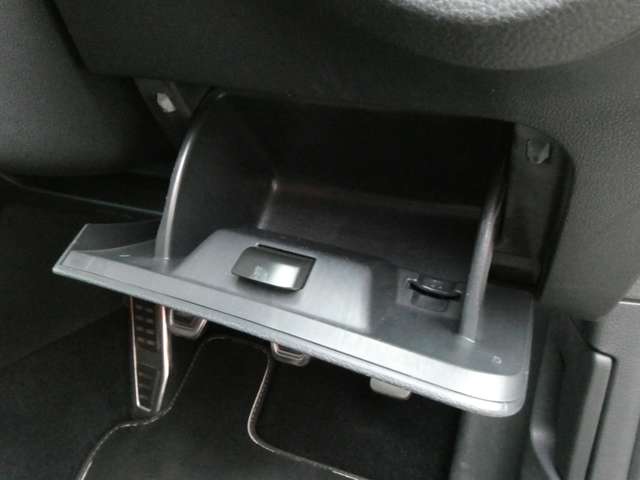 フォルクスワーゲン ゴルフ ＧＴＩ H30年 (関東) 99