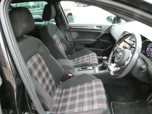 フォルクスワーゲン ゴルフ ＧＴＩ H30年 (関東) 99