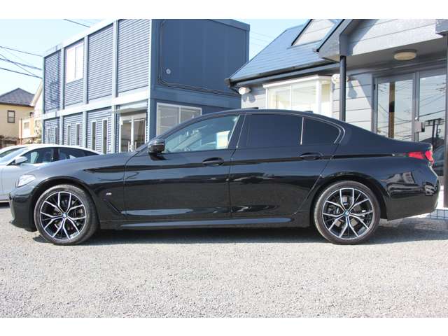 ＢＭＷ ５シリーズ ５２３Ｄ Ｘドライブ Ｍスポーツ エディション ジョイプラス ディーゼルターボ ４ＷＤ R3年 (関東) 99