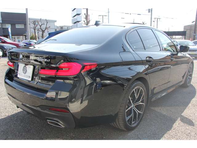 ＢＭＷ ５シリーズ ５２３Ｄ Ｘドライブ Ｍスポーツ エディション ジョイプラス ディーゼルターボ ４ＷＤ R3年 (関東) 99