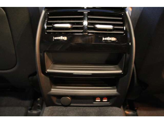 ＢＭＷ ５シリーズ ５２３Ｄ Ｘドライブ Ｍスポーツ エディション ジョイプラス ディーゼルターボ ４ＷＤ R3年 (関東) 99