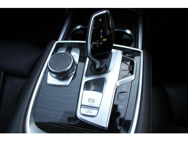 ＢＭＷ ７シリーズ ７４０ｉ　Ｍスポーツ R2年 (関東) 99