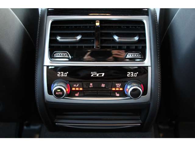 ＢＭＷ ７シリーズ ７４０ｉ　Ｍスポーツ R2年 (関東) 99