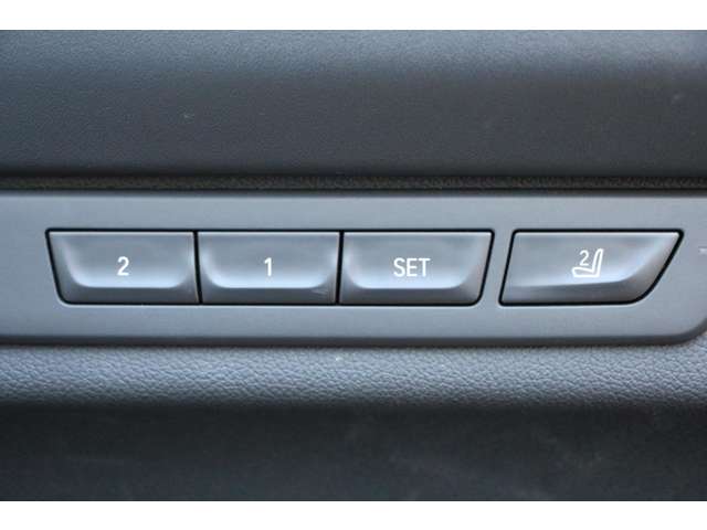 ＢＭＷ ７シリーズ ７４０ｉ　Ｍスポーツ R2年 (関東) 99