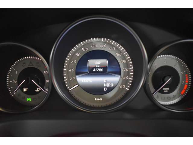 メルセデスベンツ Ｅクラス Ｅ２５０ H26年 (関東) 99