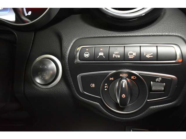 メルセデスベンツ ＧＬＣクーペ ２５０ ４マチック スポーツ （本革仕様） ４ＷＤ H29年 (関東) 99