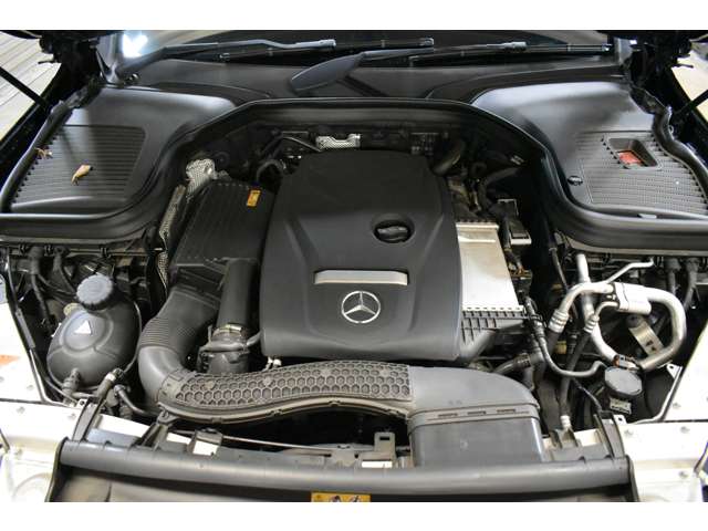 メルセデスベンツ ＧＬＣクーペ ２５０ ４マチック スポーツ （本革仕様） ４ＷＤ H29年 (関東) 99