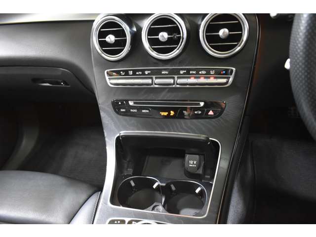 メルセデスベンツ ＧＬＣクーペ ２５０ ４マチック スポーツ （本革仕様） ４ＷＤ H29年 (関東) 99