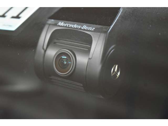 メルセデスベンツ Ｃクラス Ｃ２００ ローレウス エディション （ＢＳＧ搭載モデル） スポーツプラスパッケージ R1年 (関東) 99