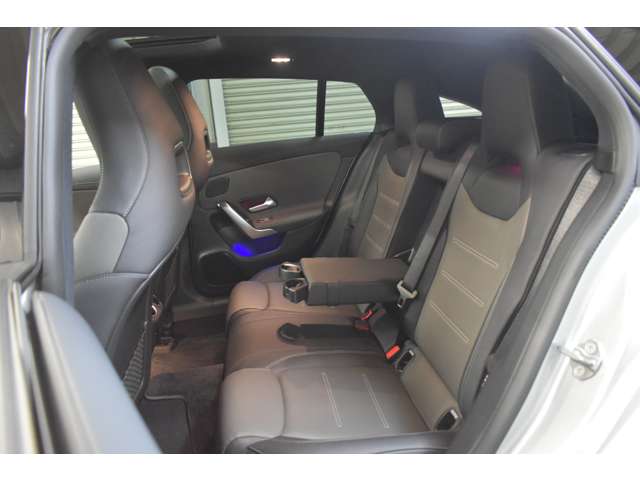 メルセデスベンツ ＣＬＡシューティングブレーク ＣＬＡ２５０ ４マチック ＡＭＧライン ４ＷＤ R2年 (関東) 99