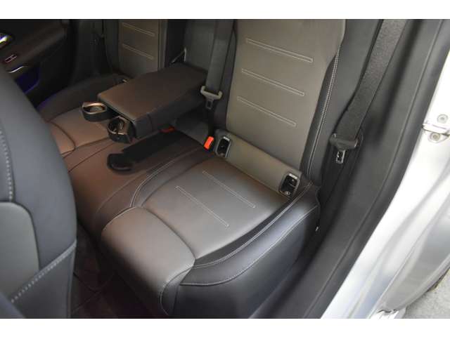 メルセデスベンツ ＣＬＡシューティングブレーク ＣＬＡ２５０ ４マチック ＡＭＧライン ４ＷＤ R2年 (関東) 99