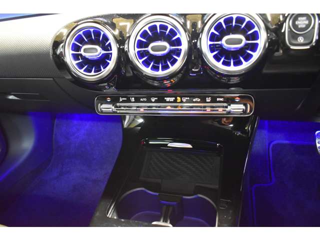 メルセデスベンツ ＣＬＡシューティングブレーク ＣＬＡ２５０ ４マチック ＡＭＧライン ４ＷＤ R2年 (関東) 99