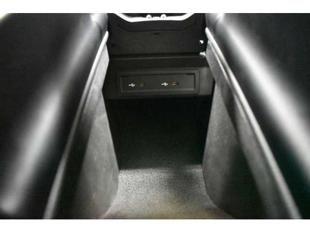 メルセデスベンツ ＣＬＡシューティングブレーク ＣＬＡ２５０ ４マチック ＡＭＧライン ４ＷＤ R2年 (関東) 99