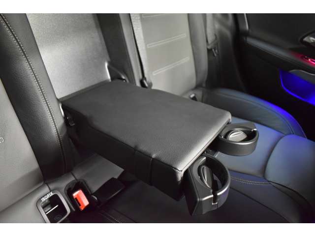 メルセデスベンツ ＣＬＡシューティングブレーク ＣＬＡ２５０ ４マチック ＡＭＧライン ４ＷＤ R2年 (関東) 99