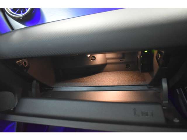 メルセデスベンツ ＣＬＡシューティングブレーク ＣＬＡ２５０ ４マチック ＡＭＧライン ４ＷＤ R2年 (関東) 99