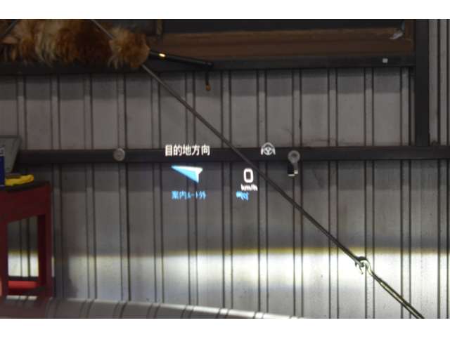 メルセデスベンツ Ｃクラス Ｃ２００ ローレウス エディション （ＢＳＧ搭載モデル） スポーツプラスパッケージ R1年 (関東) 99