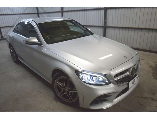 メルセデスベンツ Ｃクラス Ｃ２００ ローレウス エディション （ＢＳＧ搭載モデル） スポーツプラスパッケージ R1年 (関東) 99