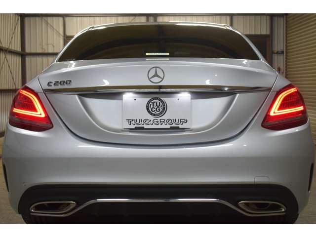 メルセデスベンツ Ｃクラス Ｃ２００ ローレウス エディション （ＢＳＧ搭載モデル） スポーツプラスパッケージ R1年 (関東) 99