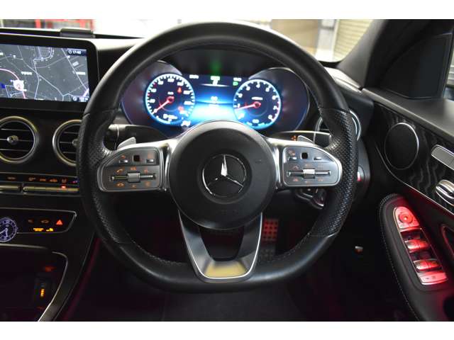 メルセデスベンツ Ｃクラス Ｃ２００ ローレウス エディション （ＢＳＧ搭載モデル） スポーツプラスパッケージ R1年 (関東) 99