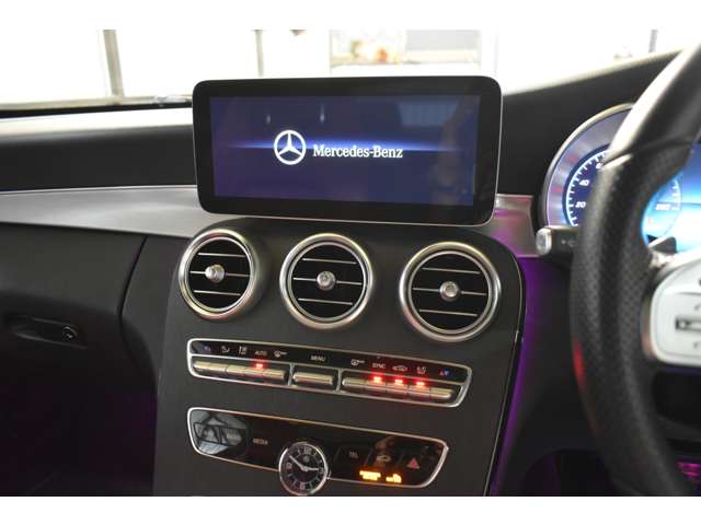 メルセデスベンツ Ｃクラス Ｃ１８０ スポーツ レザーエクスクルーシブパッケージ R1年 (関東) 99