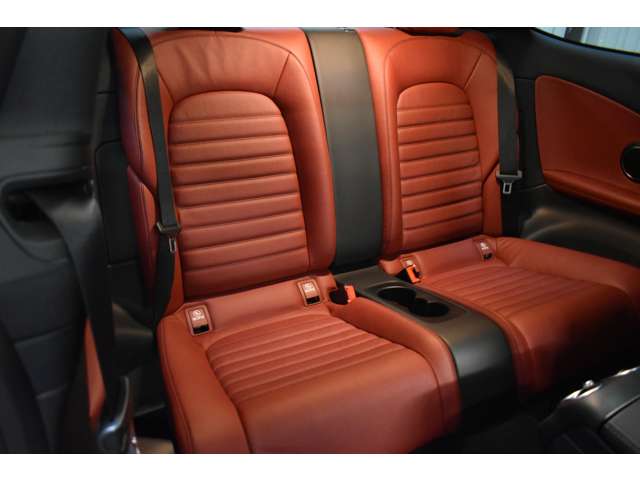 メルセデスベンツ Ｃクラス Ｃ１８０ スポーツ レザーエクスクルーシブパッケージ R1年 (関東) 99