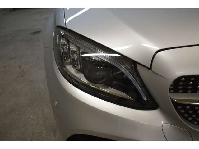 メルセデスベンツ Ｃクラス Ｃ１８０ スポーツ レザーエクスクルーシブパッケージ R1年 (関東) 99