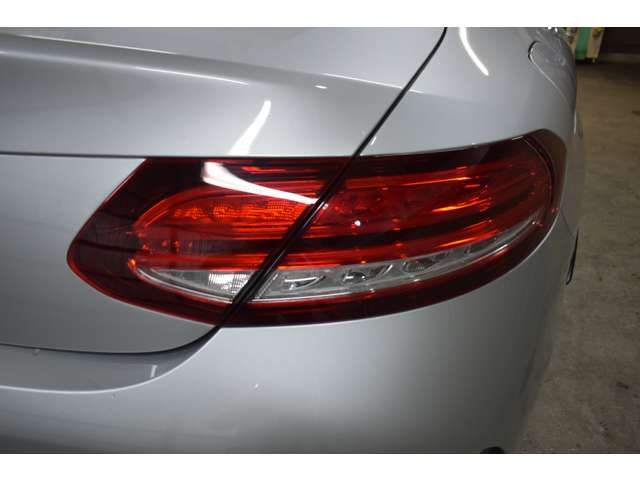 メルセデスベンツ Ｃクラス Ｃ１８０ スポーツ レザーエクスクルーシブパッケージ R1年 (関東) 99