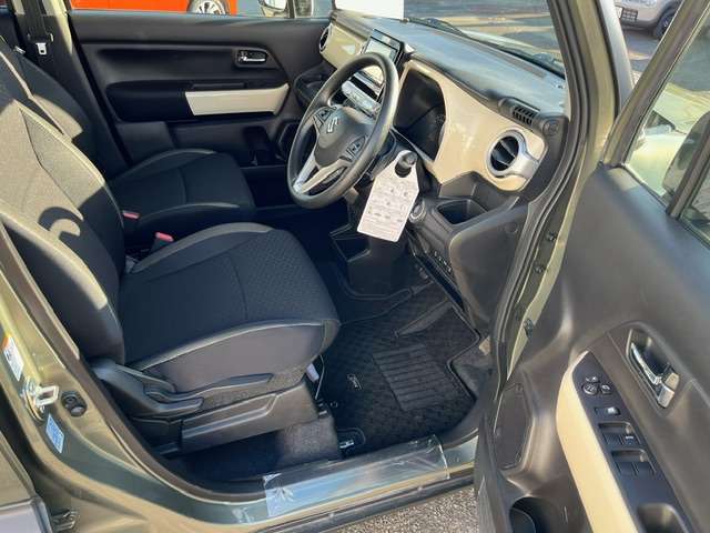 スズキ クロスビー １．０ ハイブリッド ＭＶ ４ＷＤ R5年 (北海道) 99