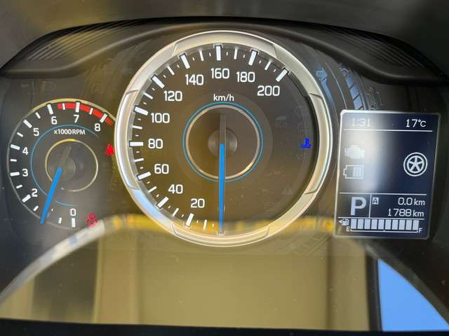 スズキ クロスビー １．０ ハイブリッド ＭＶ ４ＷＤ R5年 (北海道) 99