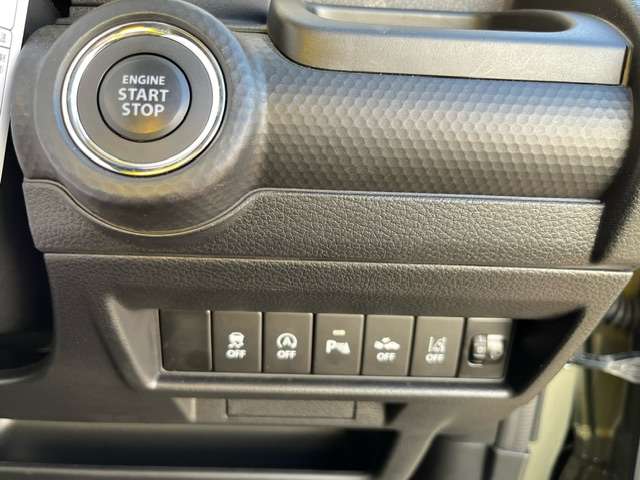 スズキ クロスビー １．０ ハイブリッド ＭＶ ４ＷＤ R5年 (北海道) 99