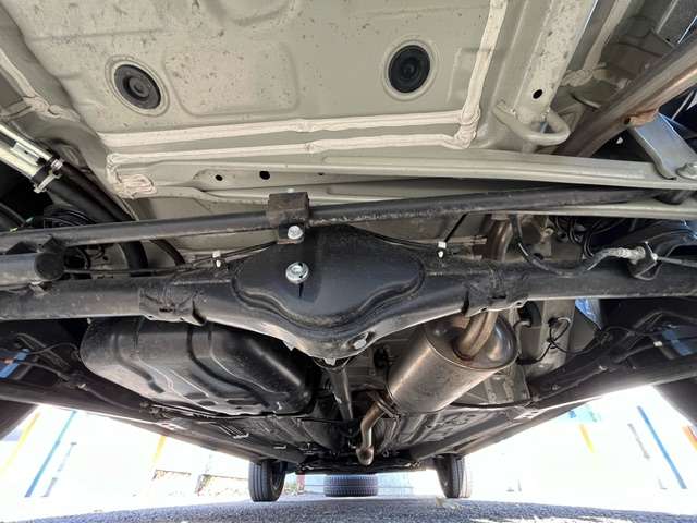 スズキ クロスビー １．０ ハイブリッド ＭＶ ４ＷＤ R5年 (北海道) 99