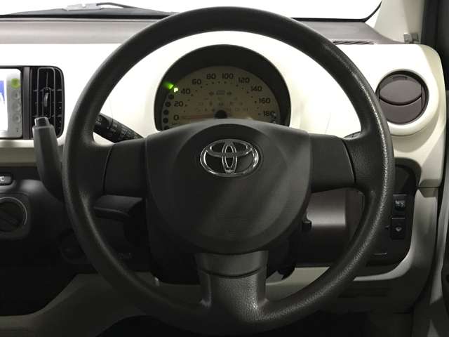 トヨタ パッソ １．０ Ｘ ユルリ ４ＷＤ H23年 (北海道) 99